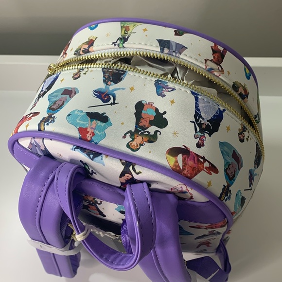 COLLECTION LOUNGE EXCLUSIVE LF DISNEY PRINCESSES DRESS MINI BACKPACK - Picture 9 of 10